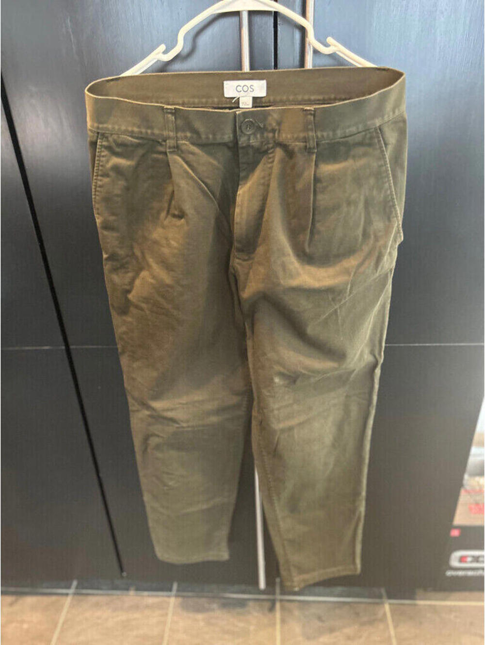 Men’s size EU 48 COS chino pants